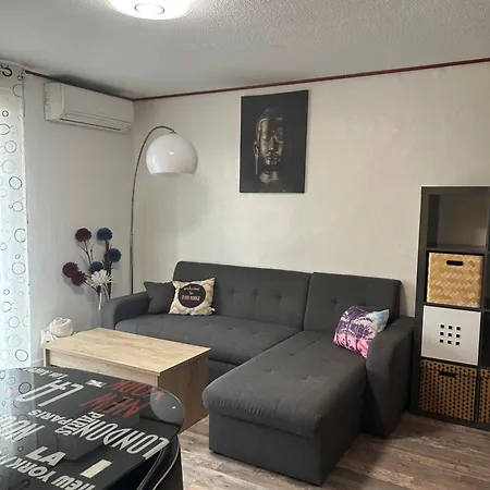 Appart,cosy,centre,plage דירה